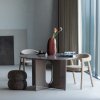 378126 M 378108 L 377480 U 377630 DM 01 SF WP Marvo eettafel 130 cm mdf mokkabruin Sedo eetkamerstoel Sahil vaas Anic poef vierkant