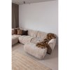 377522 SA 377520 SA 377523 SA 375048 Z 3 375055 L 375052 A 375053 L 01 SF WE Baggy 3D chenille zand Alicia vloerkleed Alika Mazi kussen