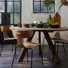 800596 N 800585 N 800585 B 800721 W 800618 800617 B O 01 SF BP Tondo tafel form stoel Bold lamp Chemistry fles VIERKANT