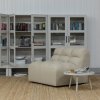 377074 Z 200181 M 01 SF BL Pepper fauteuil zand Bonk vitrinekast Sasha bijzet VIERKANT