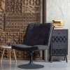 373498 Z 377329 Z 375426 N 01 SF FA Roan draaifauteuil ribcord zwart Rijk ladenkastje Sasha bijzettafel VIERKANT